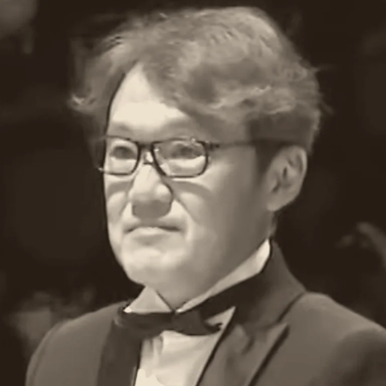 Portrait of Akira Senju